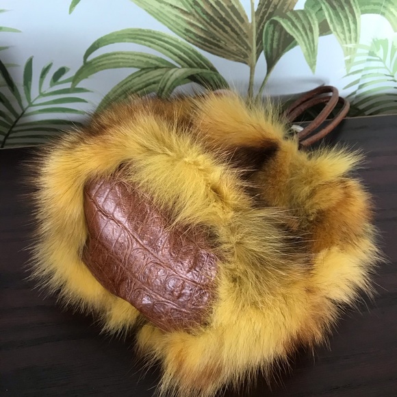 Fox Fur Clutch - Picture 4 of 4